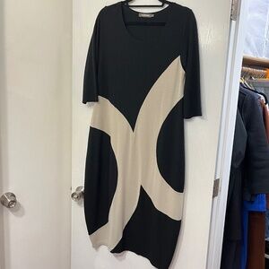 Alembika size 5 (Dress)